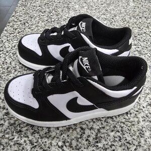 Nike Dunk Low White Toddles shoes Size 9c